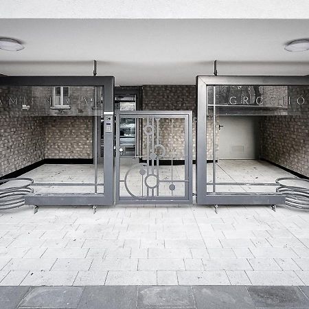 Apartament Sloneczny Kamienica Grochow With Free Parking Варшава Экстерьер фото