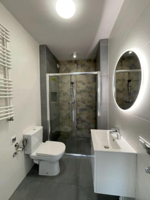 Apartament Sloneczny Kamienica Grochow With Free Parking Варшава Экстерьер фото
